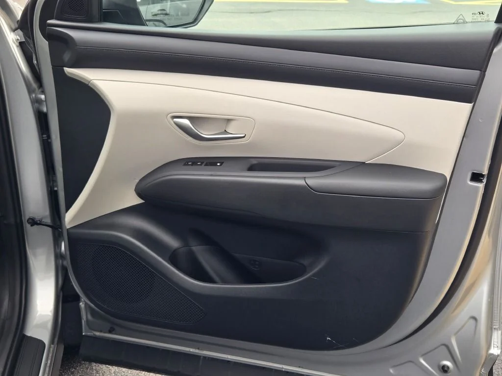New 2026 Shimmering Silver Hyundai SEL Plus image 5