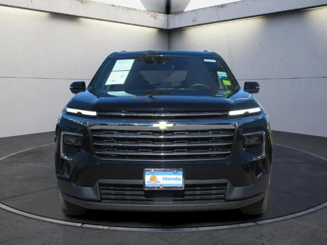 Used 2026 Black Metallic Chevrolet LT image 3