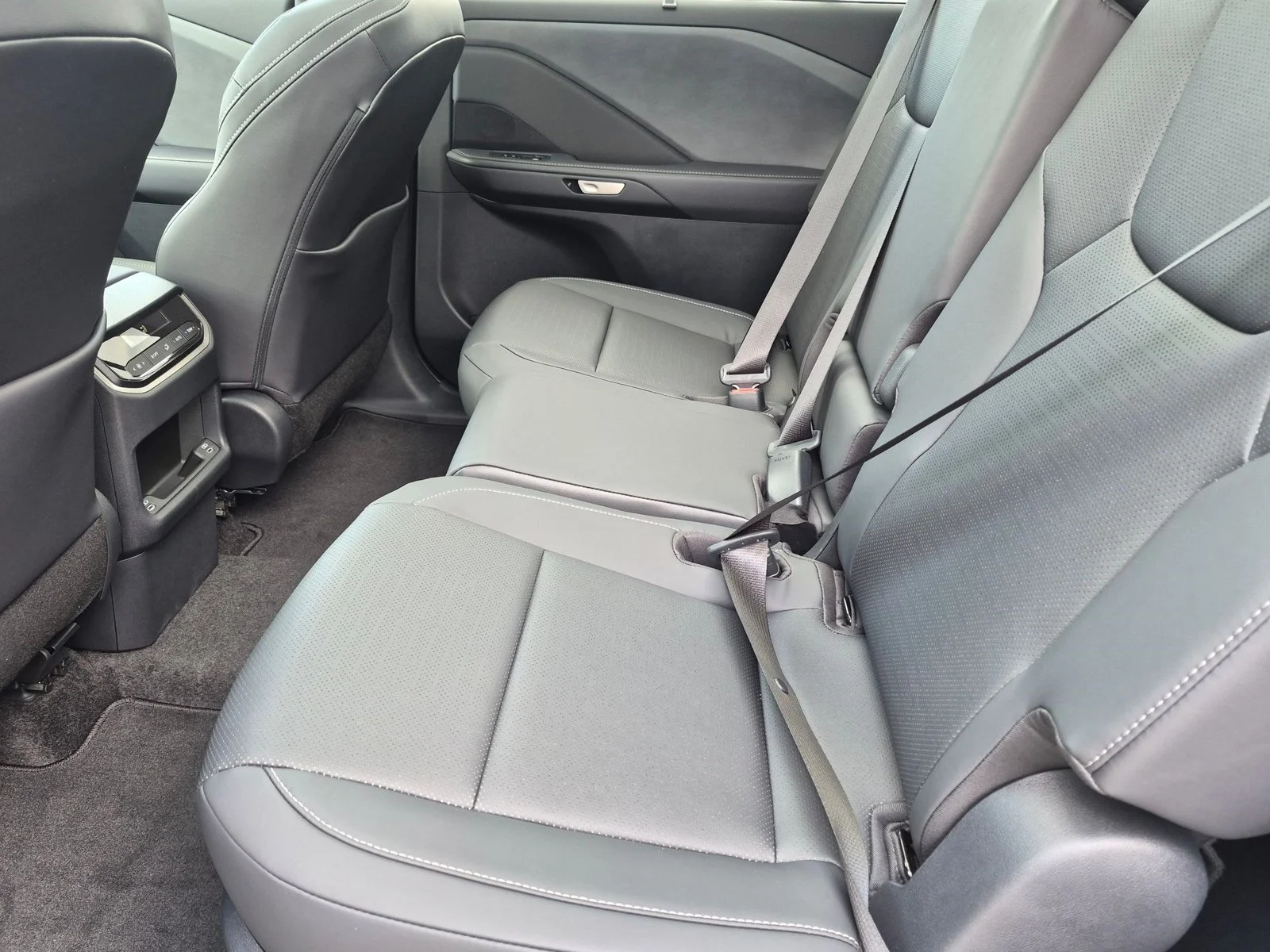New 2026 Wind Chill Pearl Lexus  350 PREMIUM AWD image 15