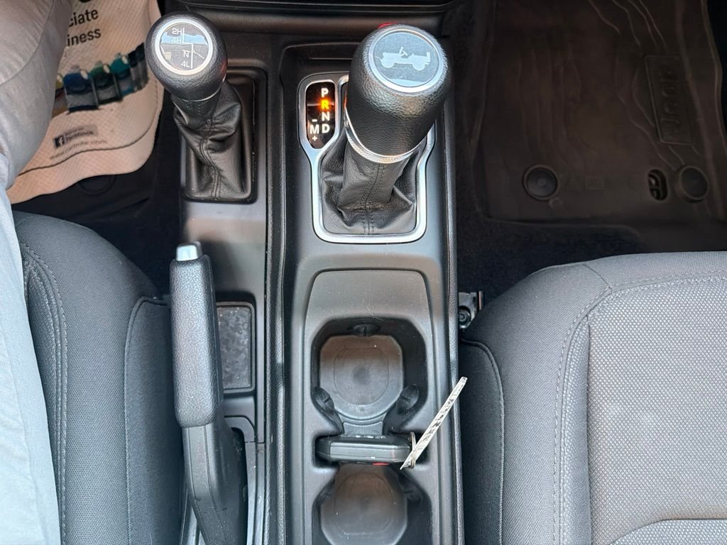 Used 2023 White Jeep Sport image 23