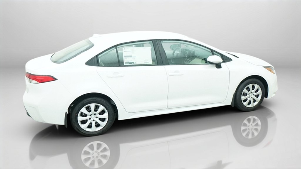 New 2027 Wind Chill Pearl Toyota LE image 8