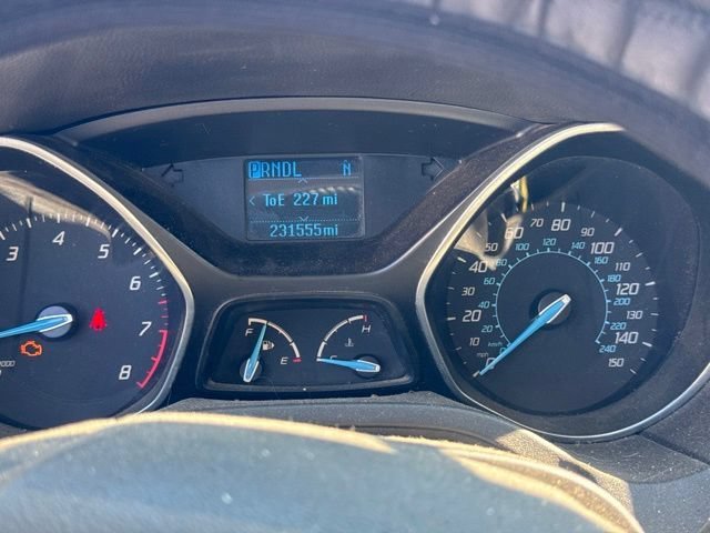 Used 2012 Grey Ford SE image 22