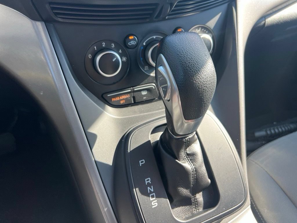 Used 2015 Magnetic Ford SE image 29