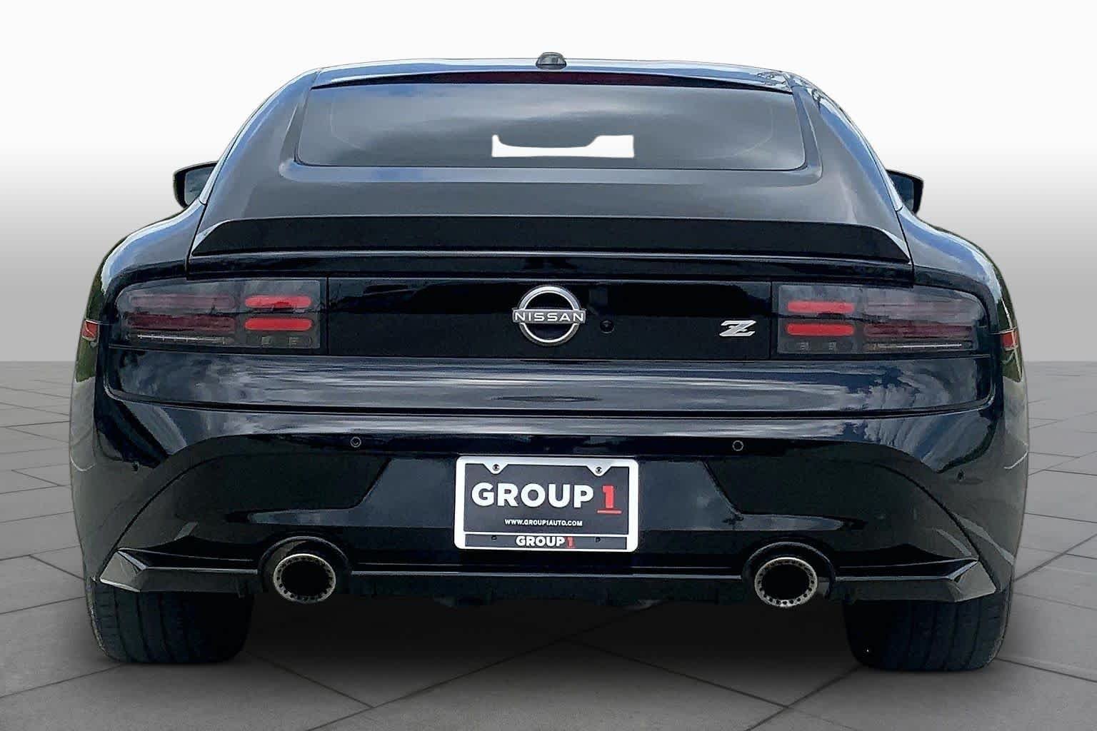Used 2025 Black Diamond Pearl Nissan Performance image 4