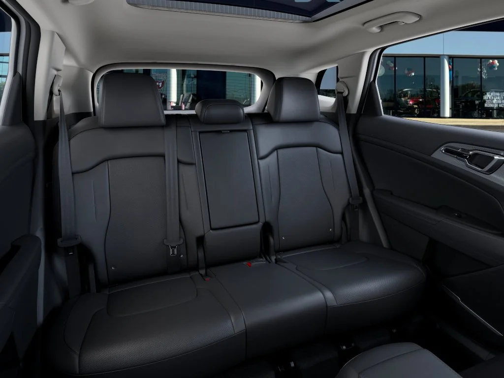 New 2027 Glacial White Pearl Kia EX image 16