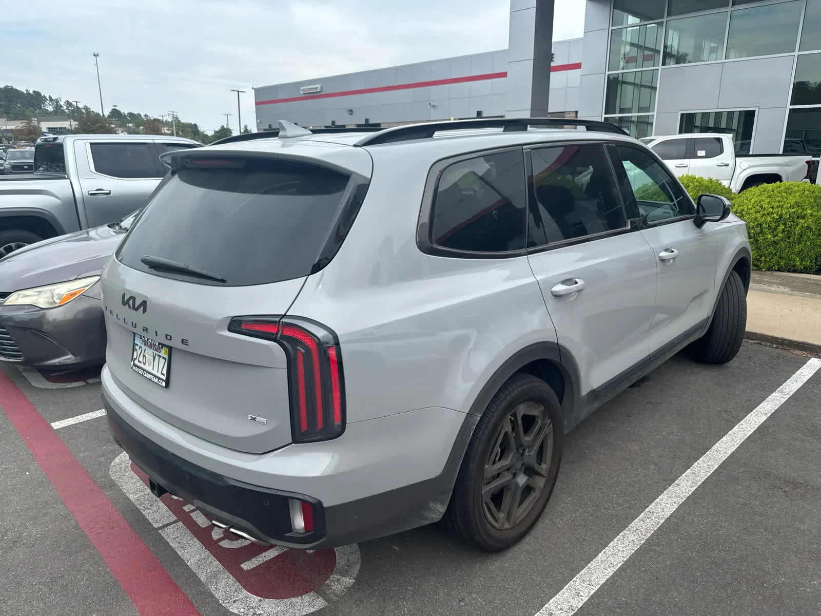 Used 2025 Wolf Gray Kia SX-Prestige X-Line image 4