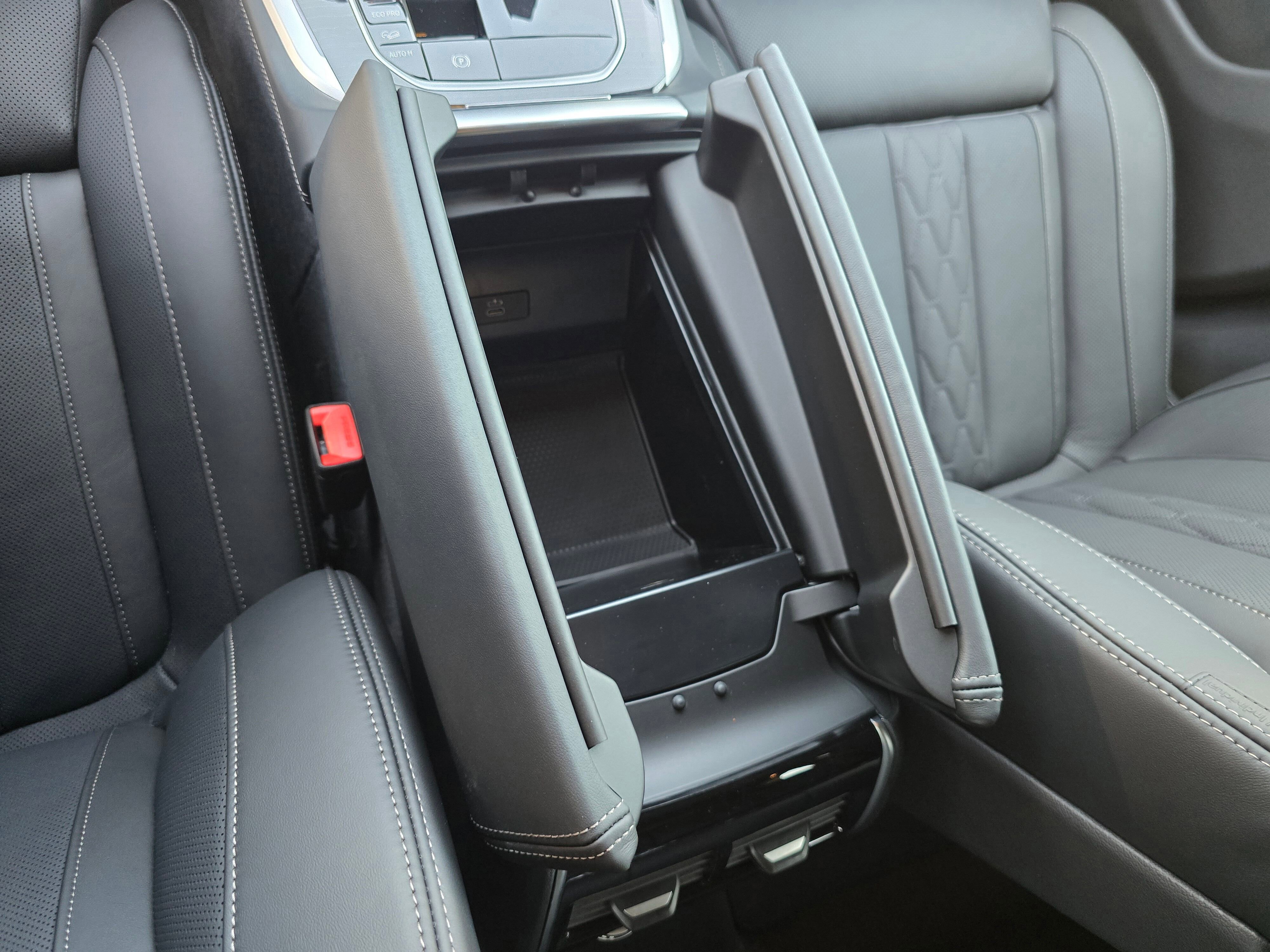 New 2026 Brooklyn Grey Metallic BMW xDrive40i image 55