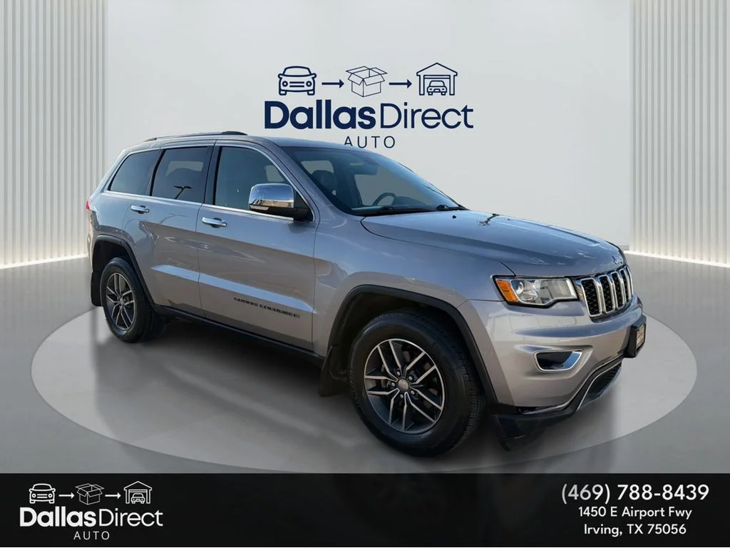 Used 2017 Billet Silver Metallic Clearcoat Jeep Limited image 2