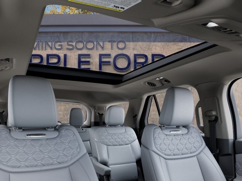 New 2027 White Ford Platinum image 22
