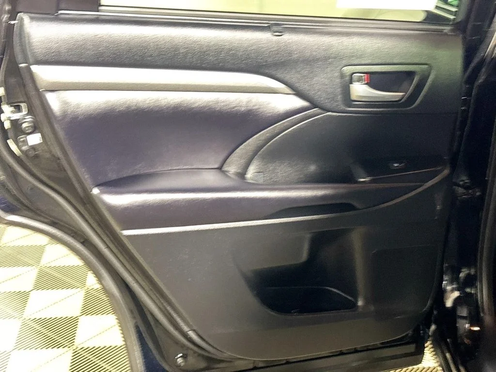 Used 2019 Black Toyota SE image 20