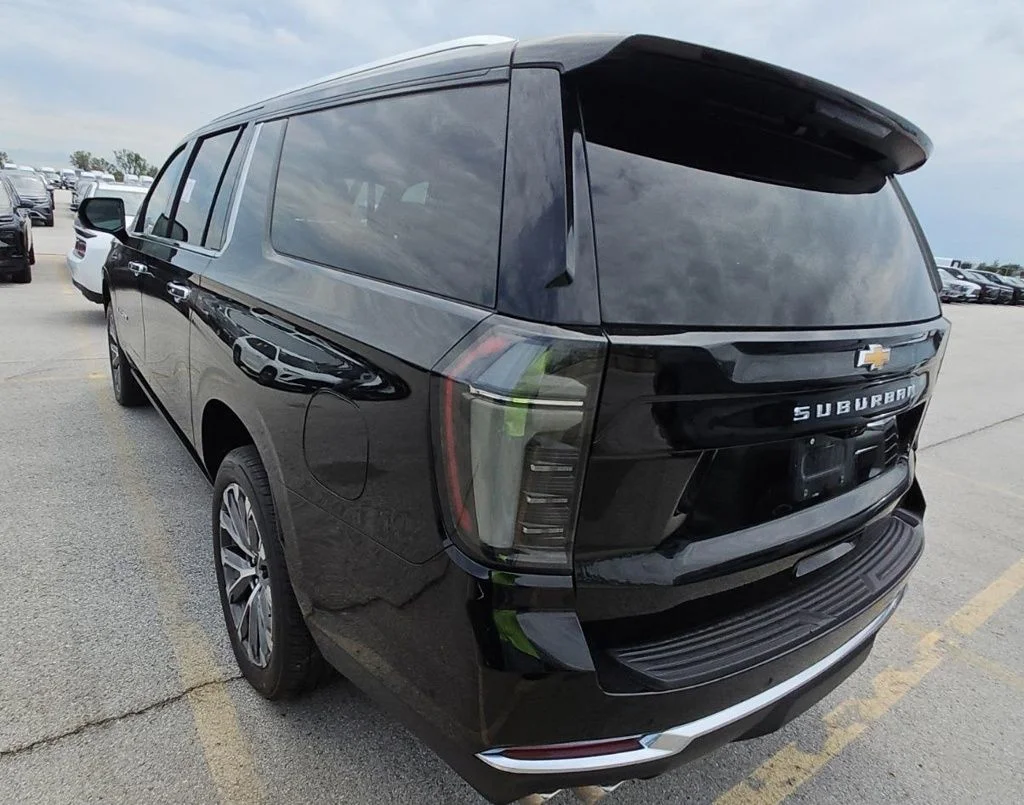 Certified Used 2025 Black Chevrolet High Country image 5