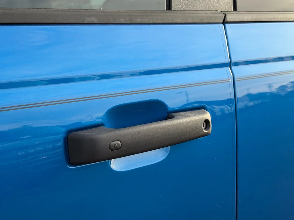 Used 2025 Blue Ford Badlands image 19