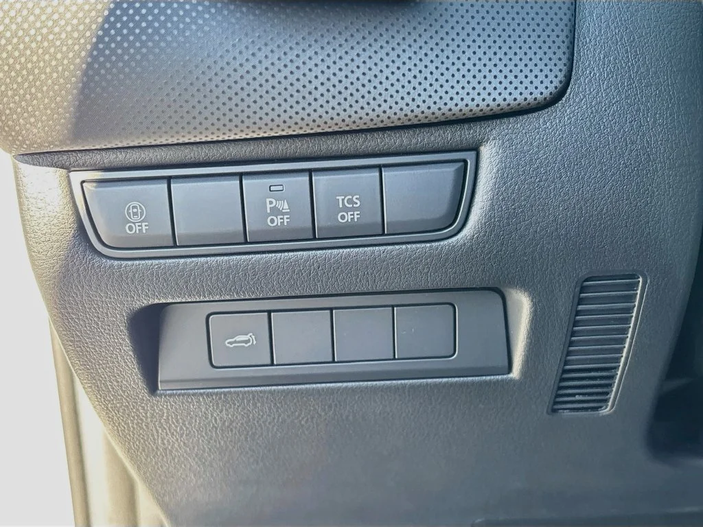 New 2026 Wind Chill Pearl Mazda 2.5 S Preferred AWD image 10