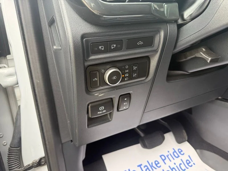 Used 2021 White Ford XLT image 16