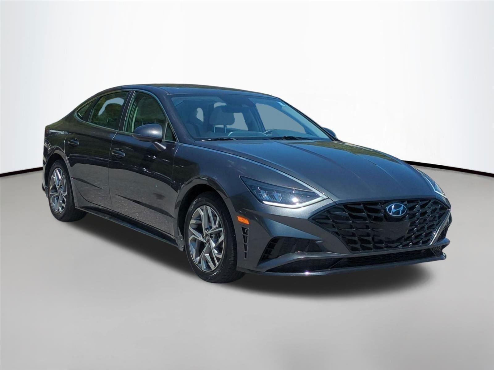 Used 2022 Portofino Gray Hyundai SEL image 7