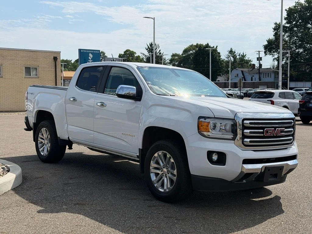 Used 2018 White GMC SLT image 5