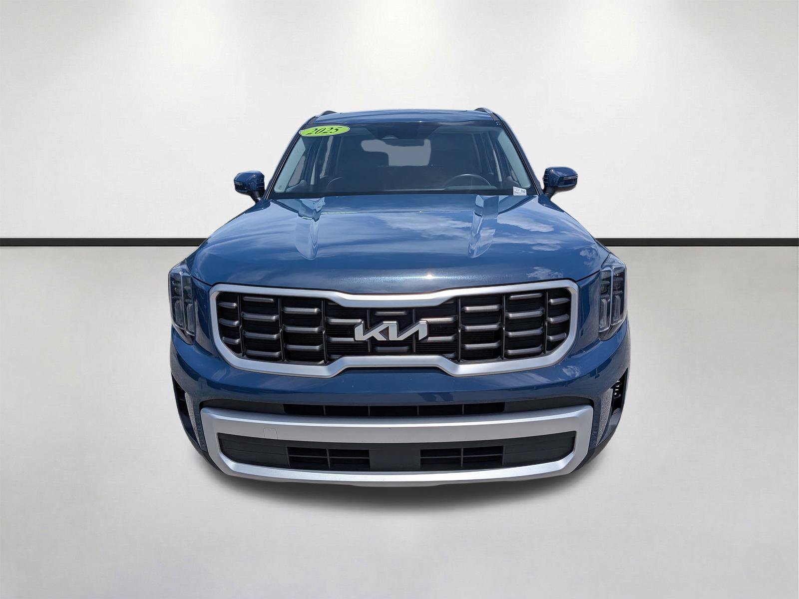 Used 2025 Midnight Lake Blue Kia S image 9