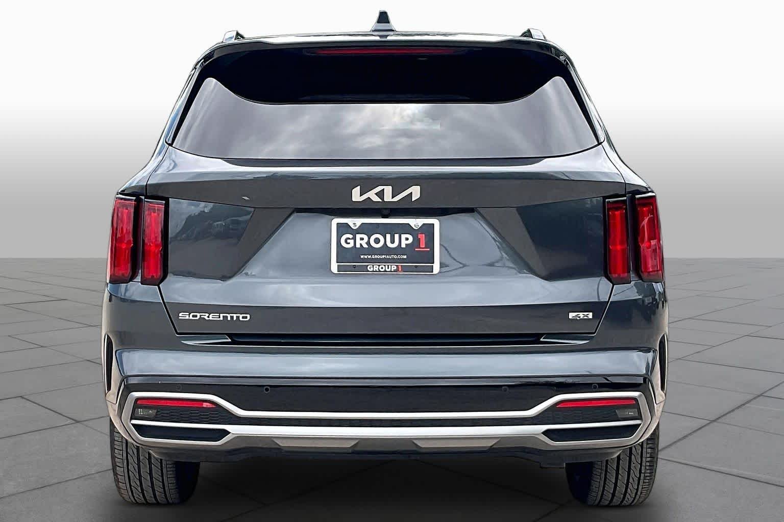 Used 2023 Ebony Black Kia SX image 5