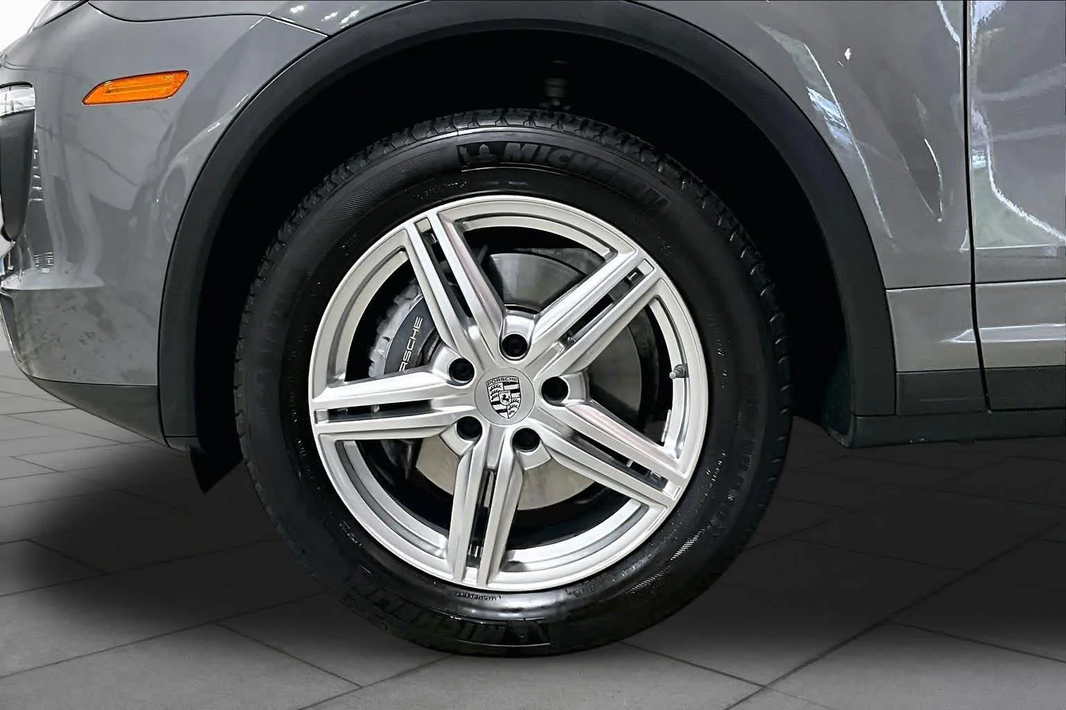 Used 2016 Meteor Gray Metallic Porsche  image 10