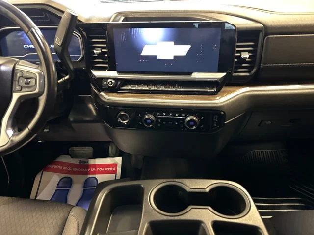 Used 2022 Gray Chevrolet LT image 12