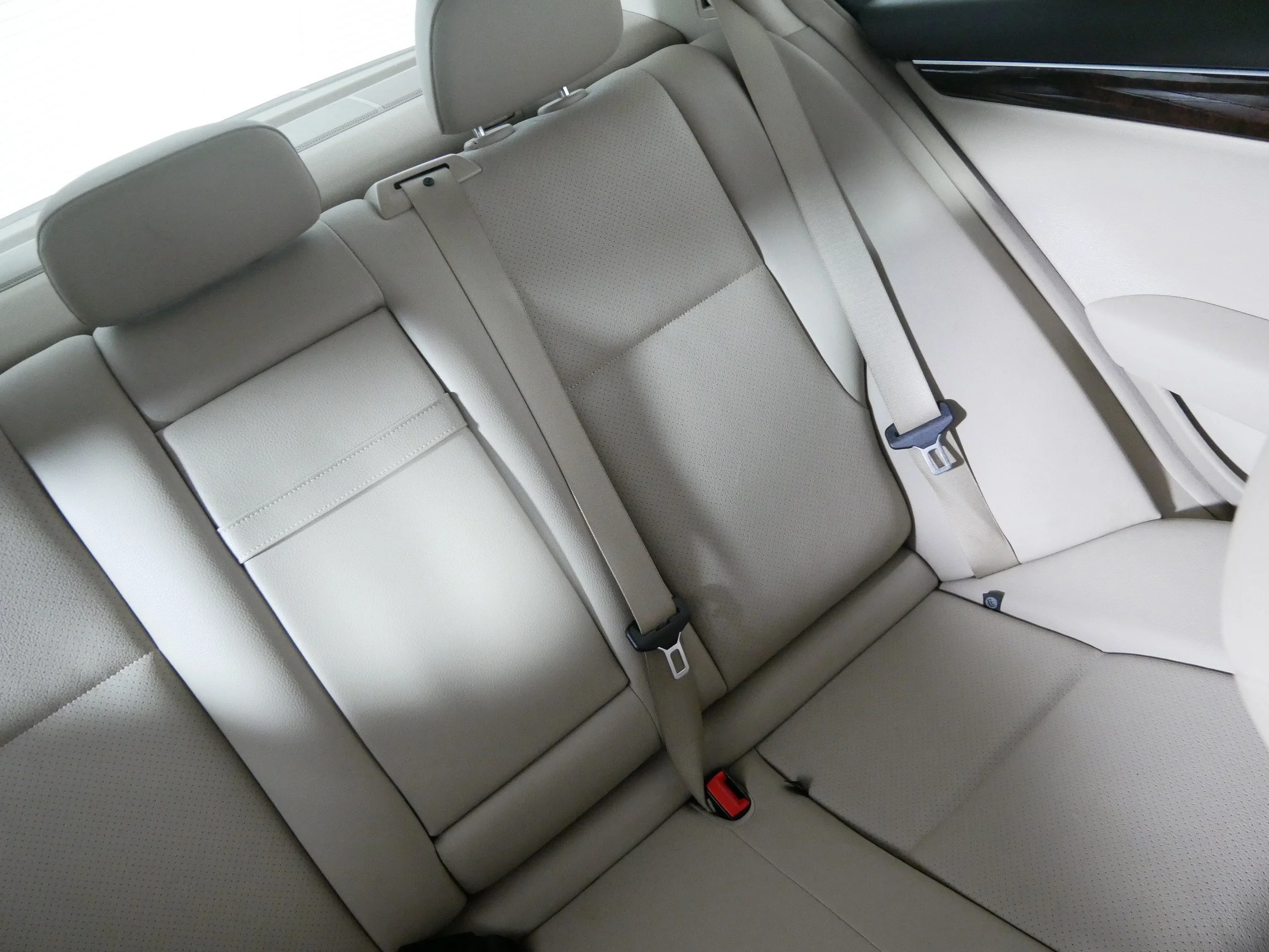 Used 2014 Diamond White Metallic Mercedes-Benz C 300 Sport image 14
