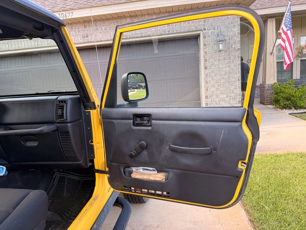 Used 2006 Yellow Jeep Unlimited Rubicon image 18