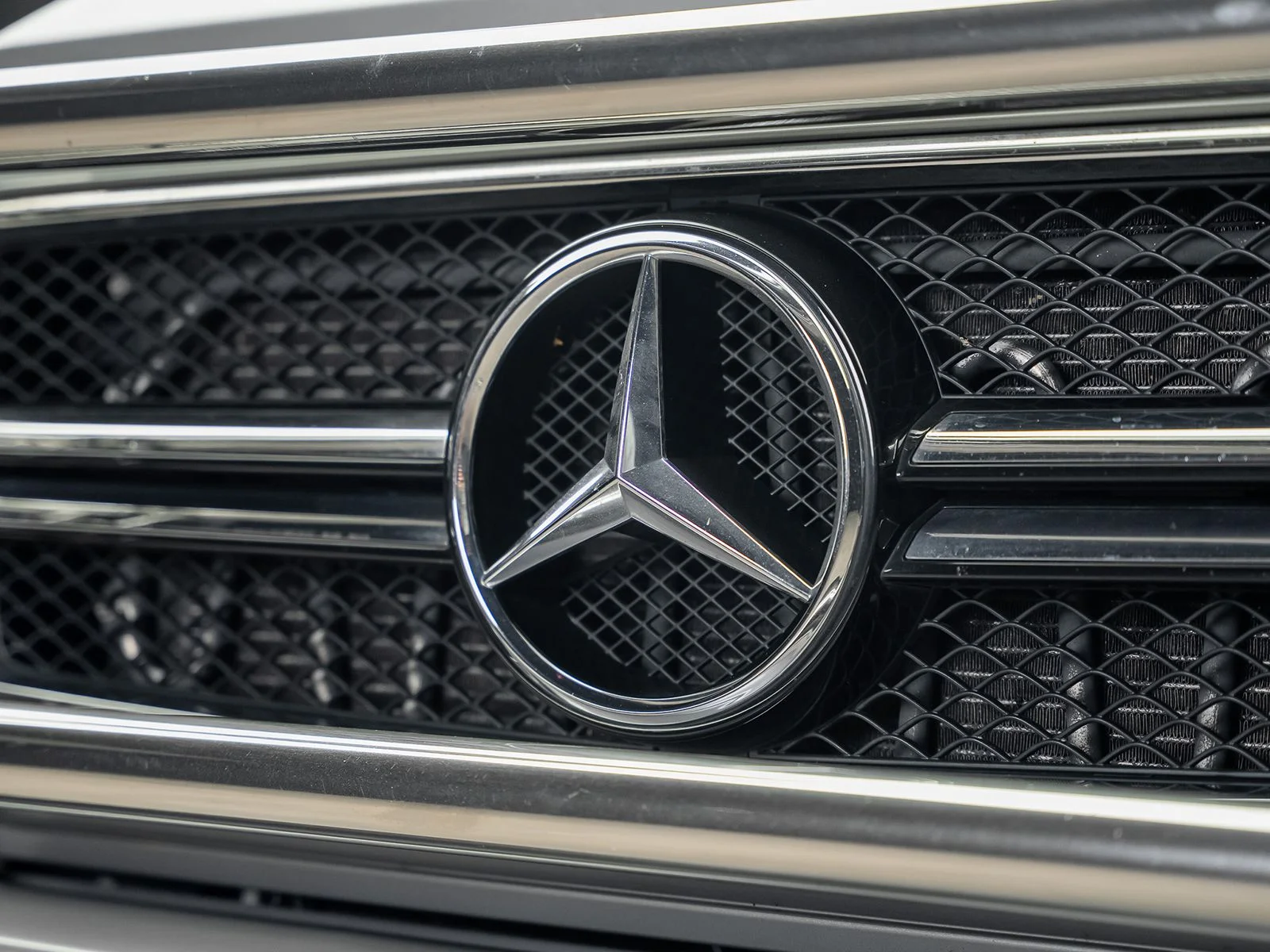 Used 2015 Silver Mercedes-Benz G 63 AMG® image 11