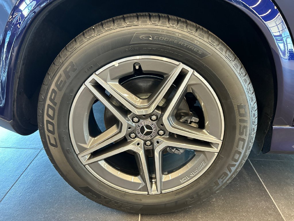 New 2026 MANUFAKTUR Mystic Blue Metallic Mercedes-Benz GLE 450 image 32