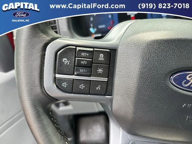 Used 2025 Red Ford XLT image 21