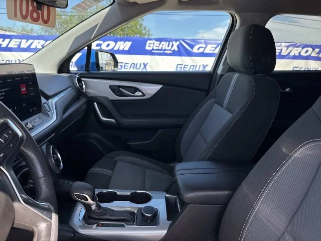 Used 2025 Blue Chevrolet LT image 27