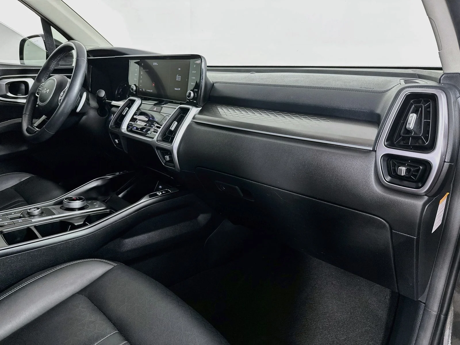 Used 2023 Aurora Black Kia EX image 30