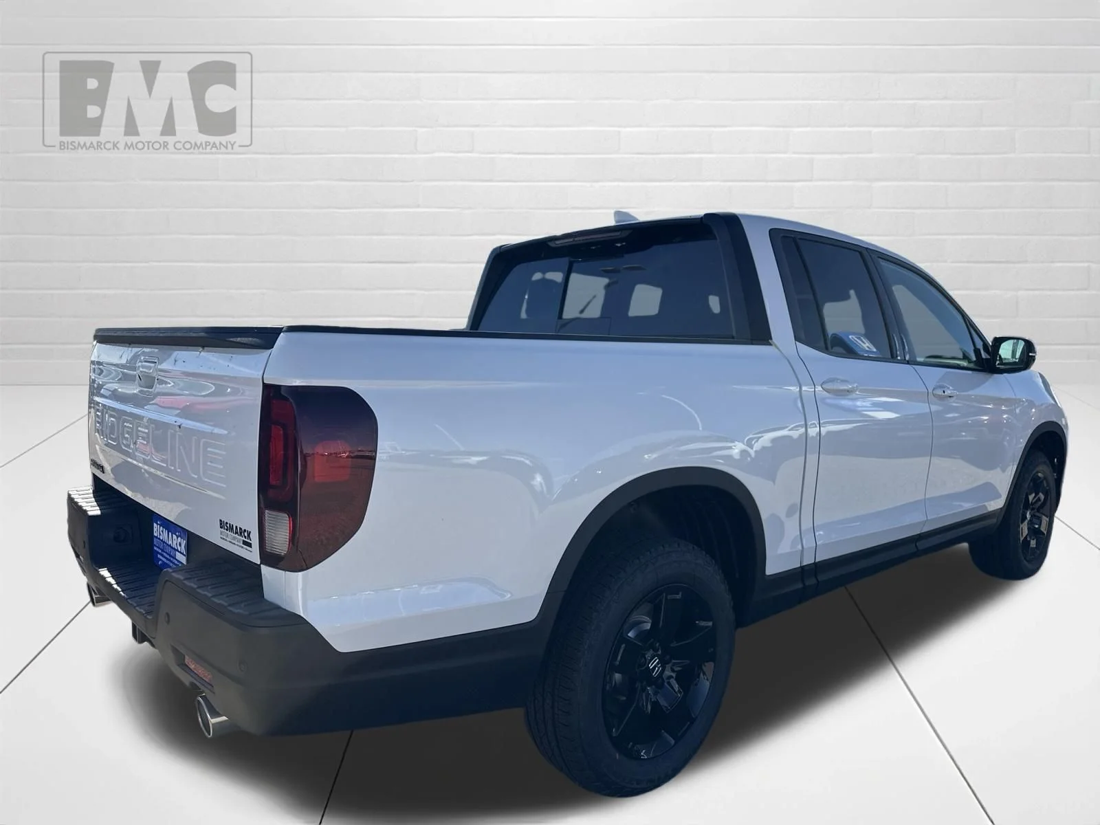 New 2026 Platinum White Pearl Honda Black Edition image 3