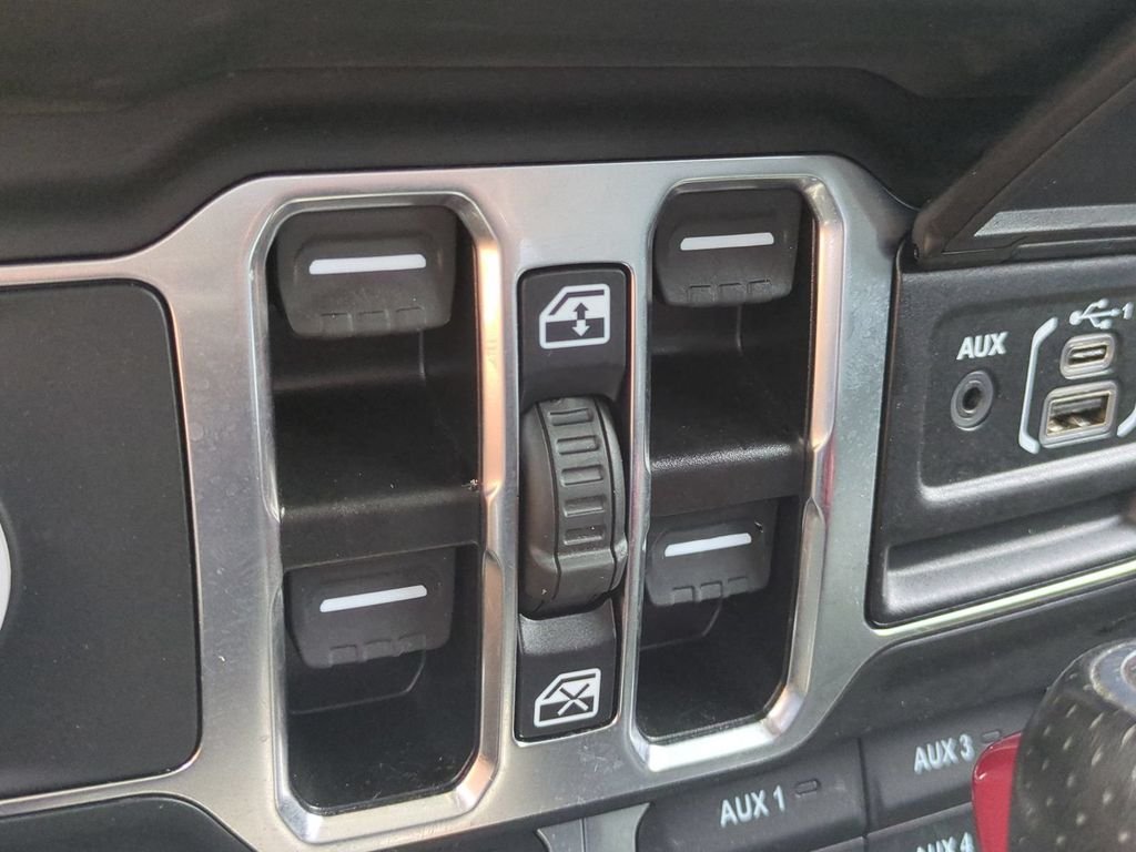 2024 Jeep Gladiator Mojave - Photo 31