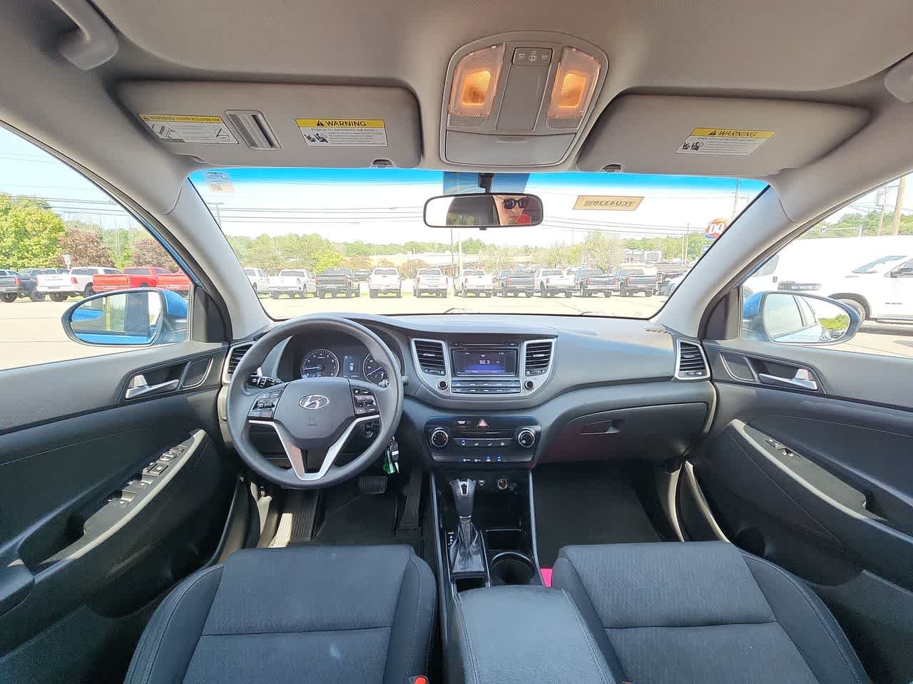 Used 2017 Caribbean Blue Hyundai Eco image 18