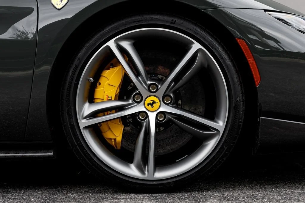 Used 2022 Grigio Scuro Ferrari  image 35