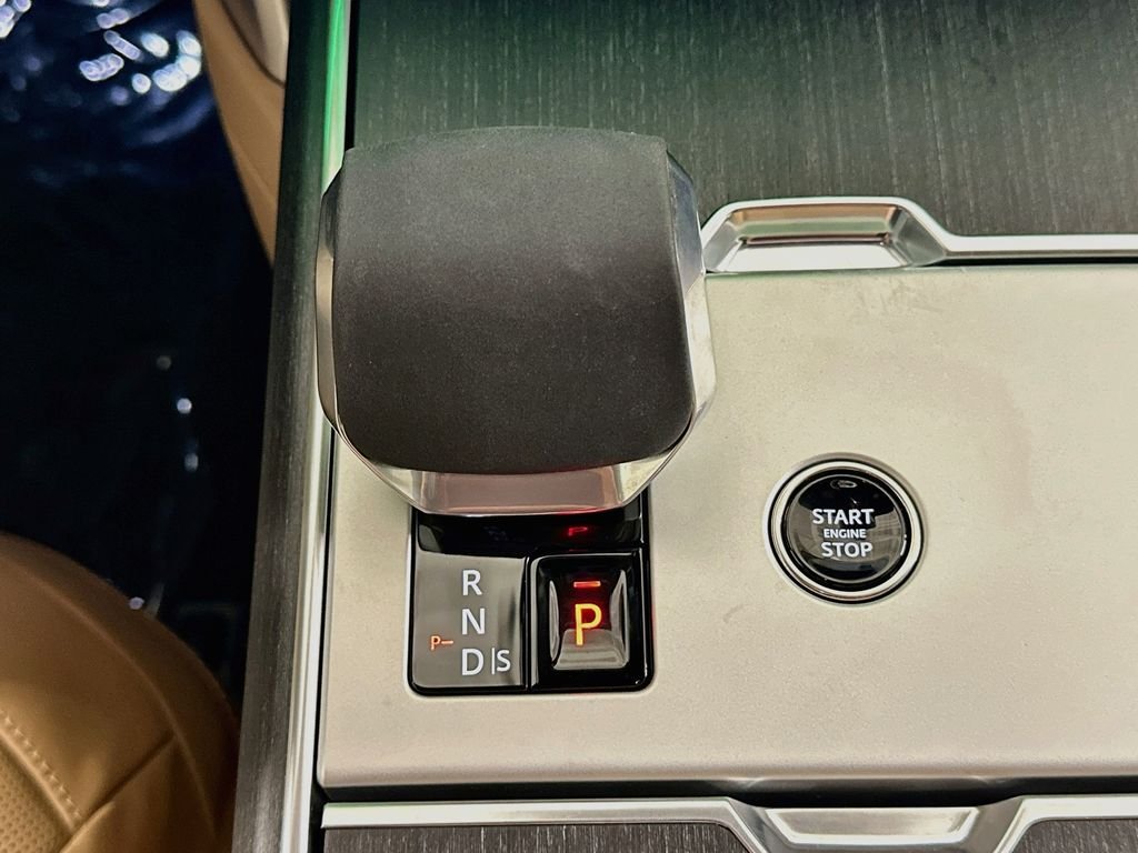 Used 2026 Black Land Rover SE image 18