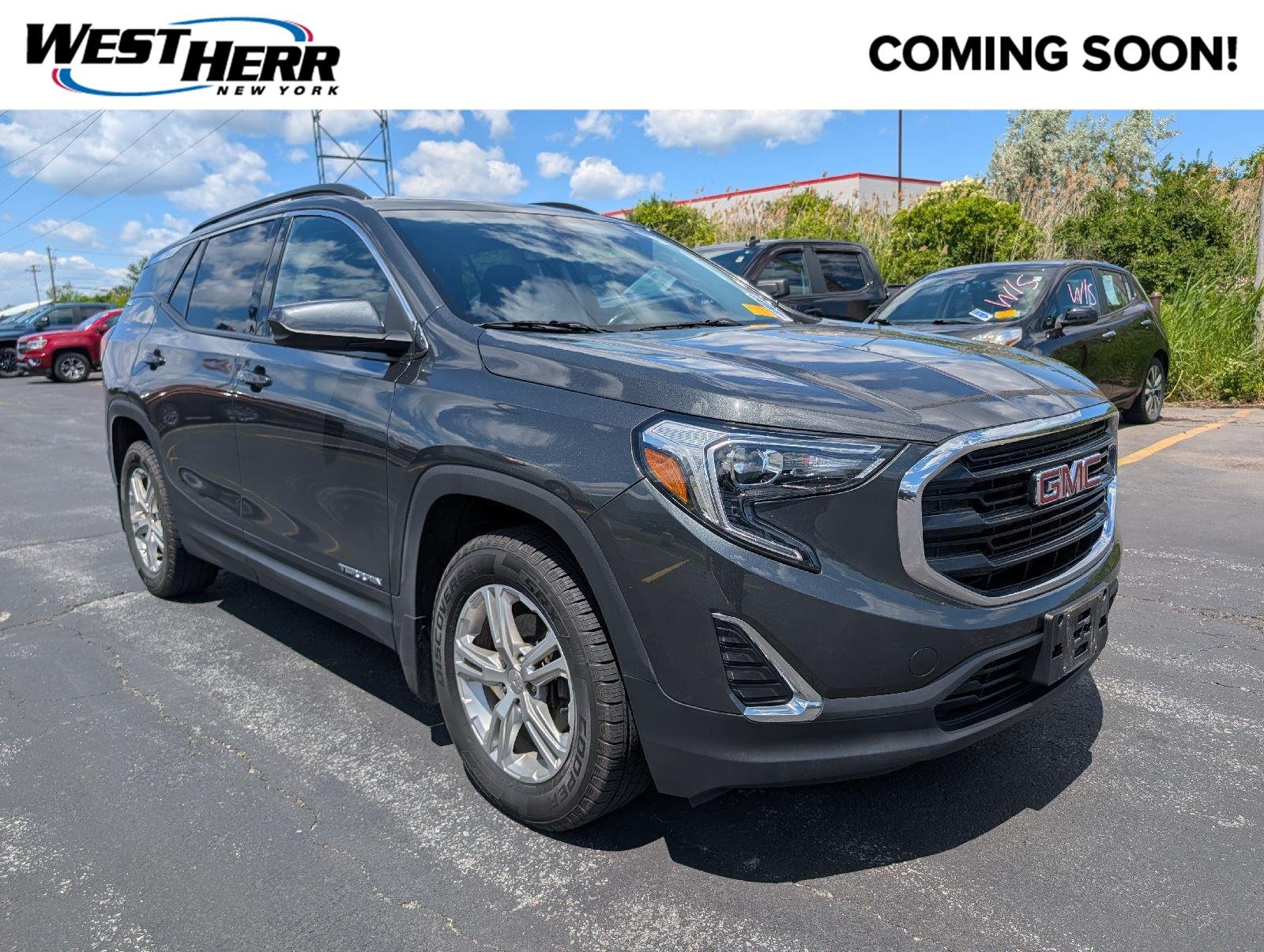 Used 2018 Graphite Gray Metallic GMC SLE image 1