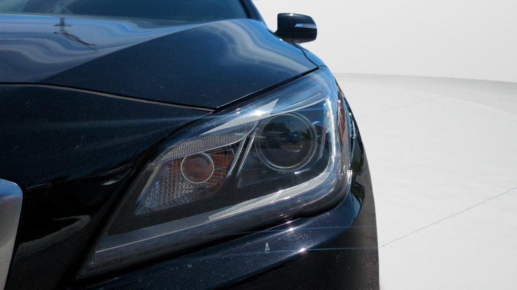 Used 2017 Black Genesis 3.8 image 25