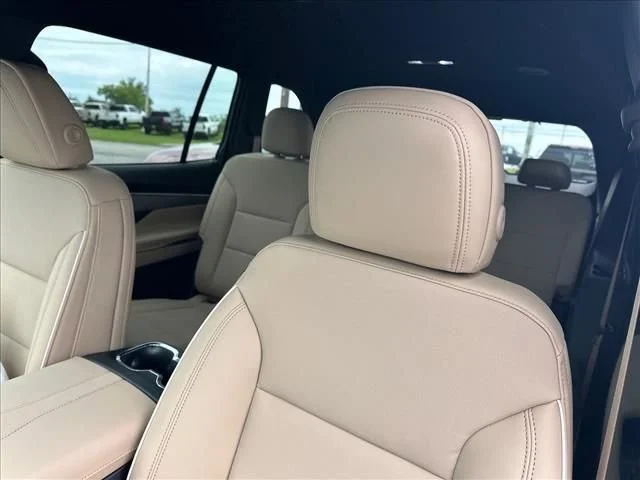 New 2026 Ebony Twilight Metallic Buick Preferred image 29
