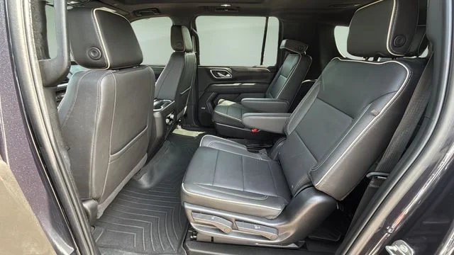 Used 2023 Silver GMC SLT image 20