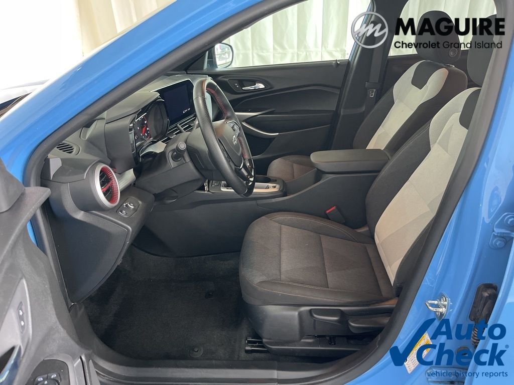 Used 2024 Blue Chevrolet 1RS image 1