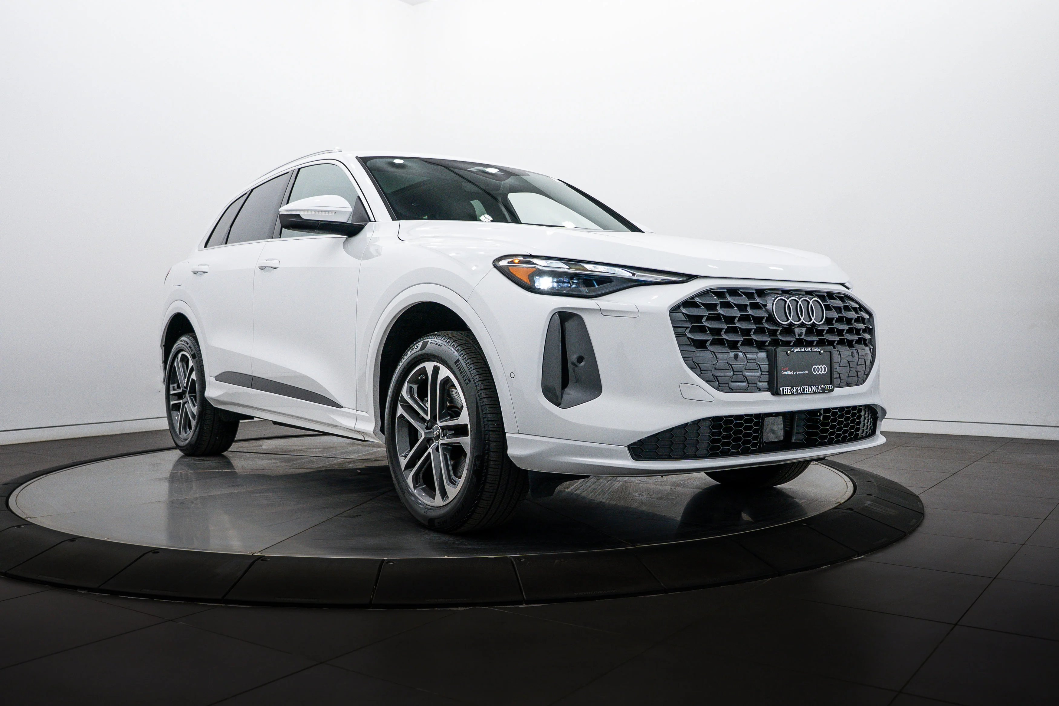 2025 Audi Q5 40 Premium's photo