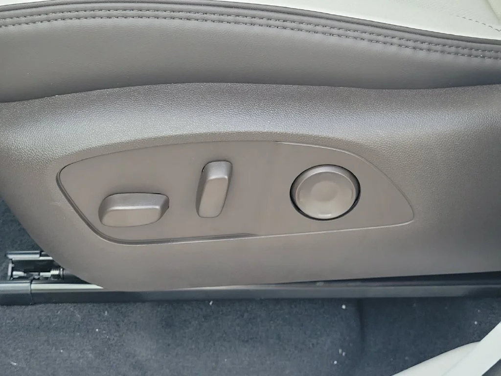 New 2027 Sterling Metallic GMC Denali image 16