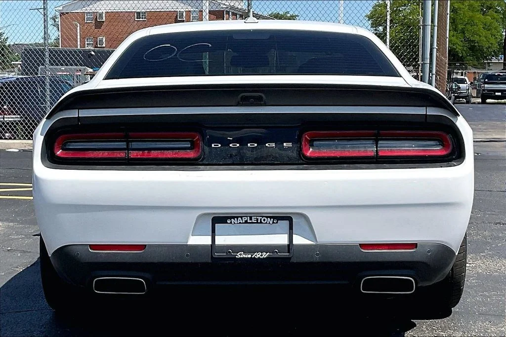 Used 2022 White Dodge R/T Scat Pack Widebody image 3