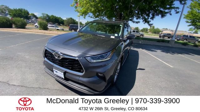 Used 2022 Gray Toyota Platinum image 2