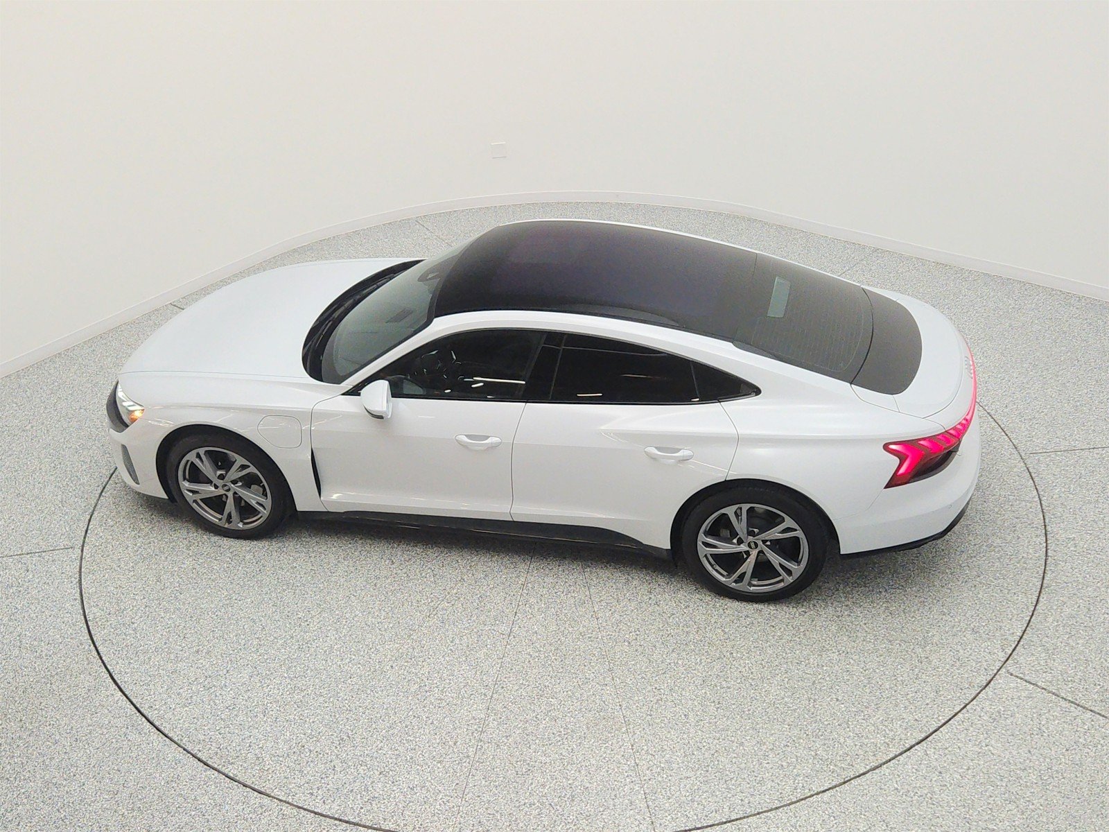 Used 2023 Suzuka Gray Metallic Audi Premium Plus quattro image 28