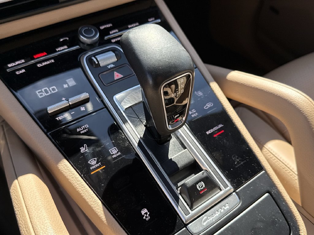 Used 2020 Blue Porsche Base image 12