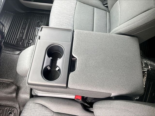 New 2026 White Ford XLT image 9