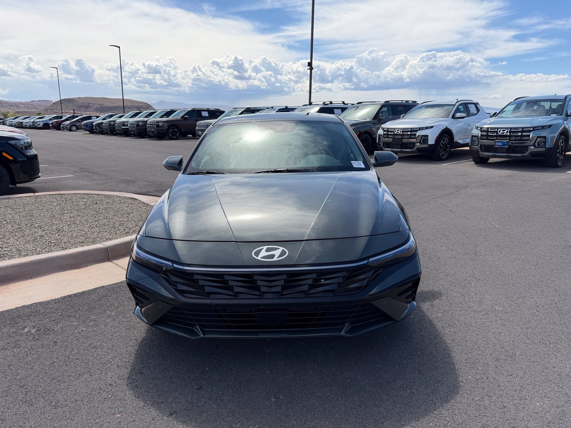 KMHLN4DJ8RU103077