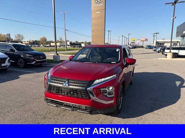 Used 2023  Mitsubishi ES image 5